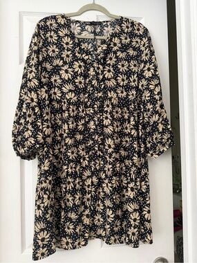 Zara Black Dress with Cream Daisy Print